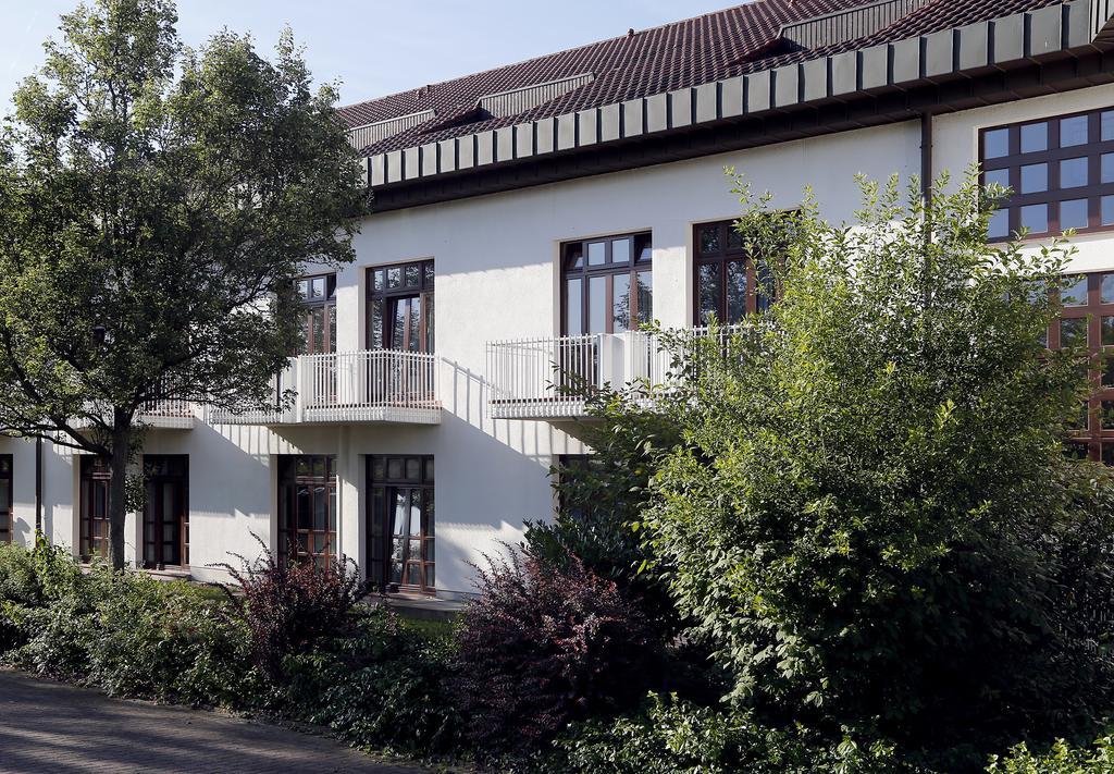 Tagungs- Und Bildungszentrum Steinbach/Taunus Steinbach im Taunus Exteriör bild