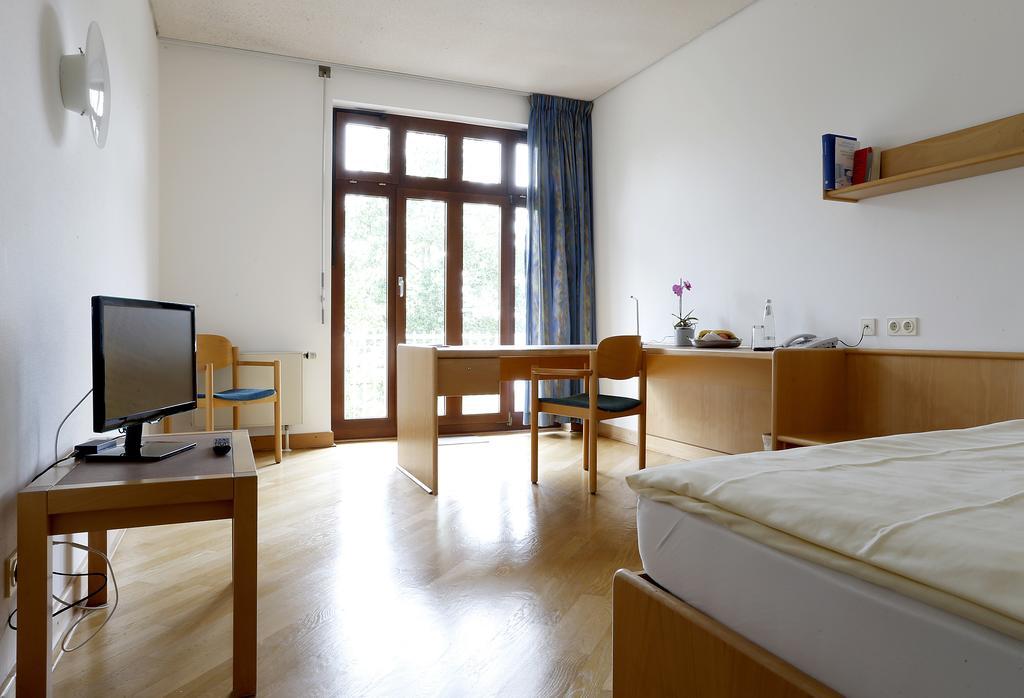 Tagungs- Und Bildungszentrum Steinbach/Taunus Steinbach im Taunus Rum bild